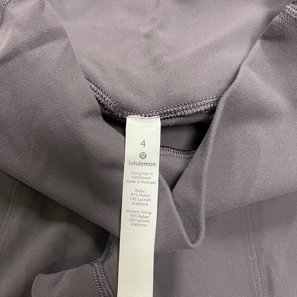 Lululemon Align cropped Joggers - Picture 3 of 4